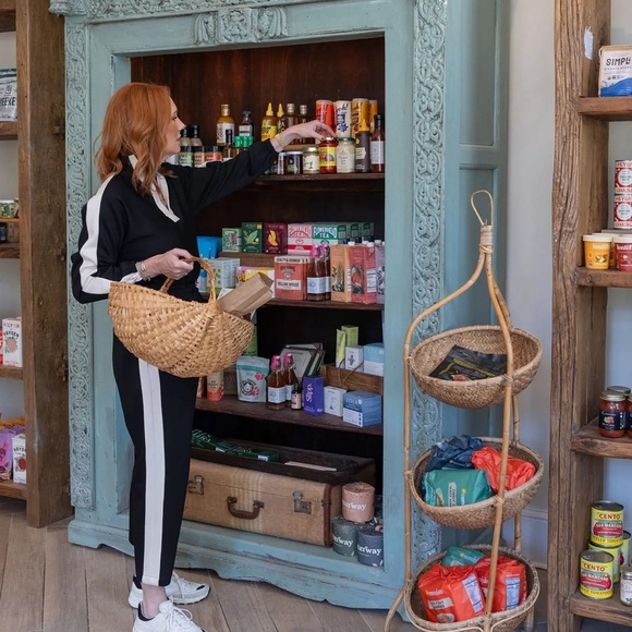 NWT Emily McCarthy Long Sleeve Poppy in Midnight Vanilla - Picture 5 of 9